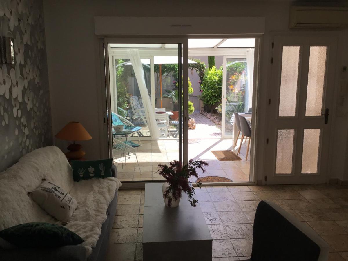 Mistral Gagnant Apartment Frejus Exterior photo
